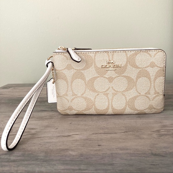 COACH Double Corner Zip Wristlet in Signature Canvas - Picture 2 of 11